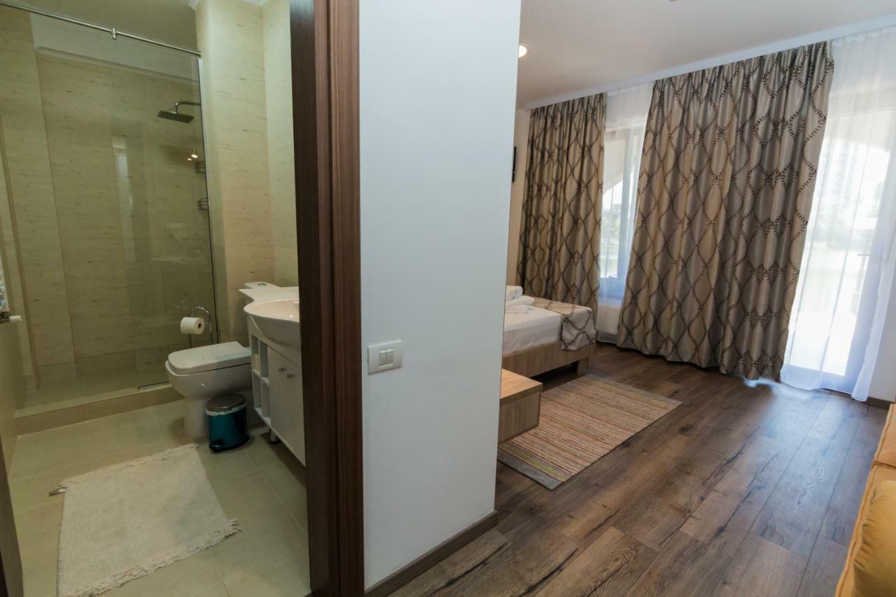 Hotel Viilalac à Vénus Extérieur photo